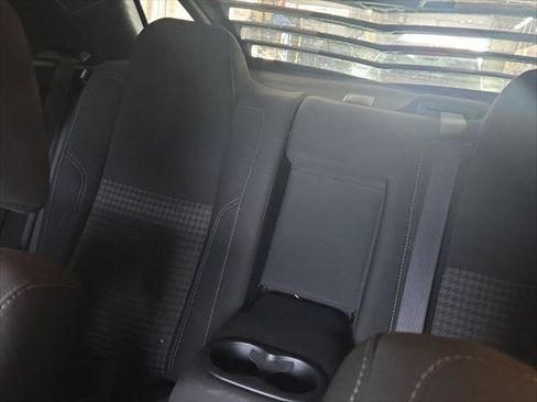 Used 2021 Dodge Challenger SXT RWD image 18