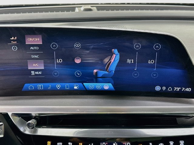 Used 2024 Cadillac Lyriq Sport AWD/4WD image 15