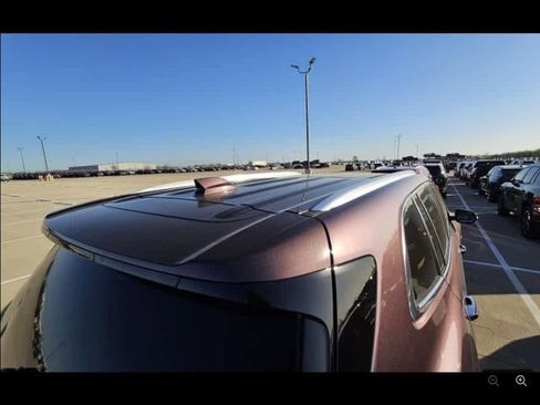 Used 2025 Buick Enclave Avenir w/ Super Cruise Package AWD/4WD image 11