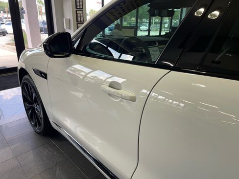 Used 2024 Jaguar F-PACE R-Dynamic S AWD/4WD image 13