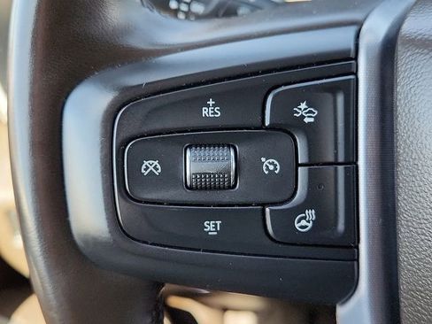 Used 2025 GMC Sierra 1500 SLT RWD image 17