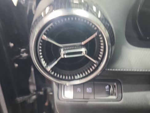 Used 2025 Chevrolet Equinox LT FWD image 21