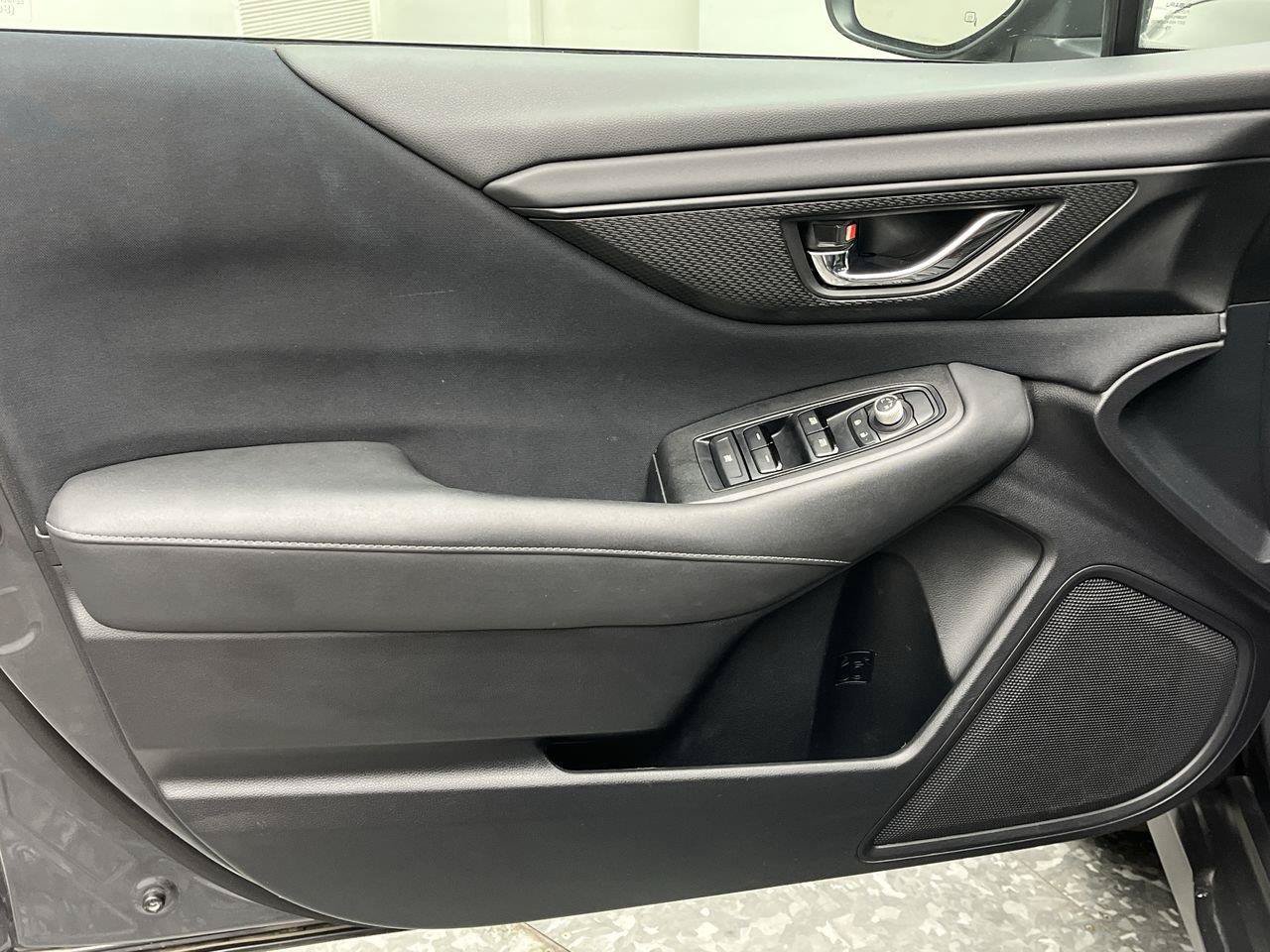 Used 2020 Subaru Outback Premium AWD/4WD image 6
