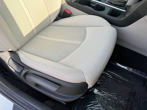 Used 2017 Hyundai Sonata SE FWD image 26