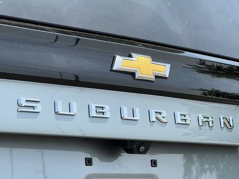Used 2025 Chevrolet Suburban Premier AWD/4WD image 54