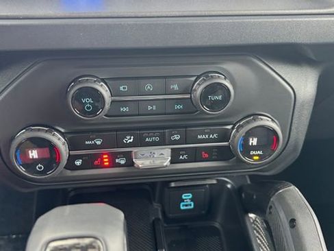 New 2025 Ford Bronco Raptor w/ Interior Carbon Fiber Pack AWD/4WD image 30