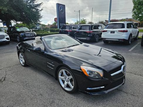 Used 2013 Mercedes-Benz SL 550 image 17