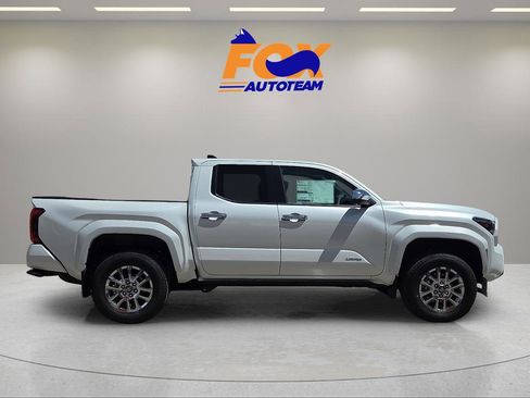New 2026 Toyota Tacoma Limited AWD/4WD image 5