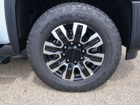 New 2026 GMC Sierra 2500 Denali Ultimate w/ Max Trailering Package AWD/4WD image 35