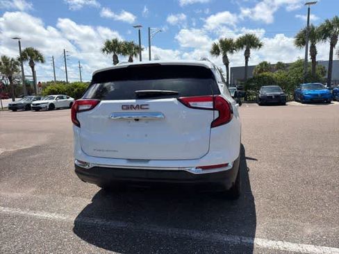 Used 2023 GMC Terrain SLT FWD image 16