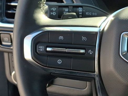 Used 2025 GMC Yukon XL Denali image 26