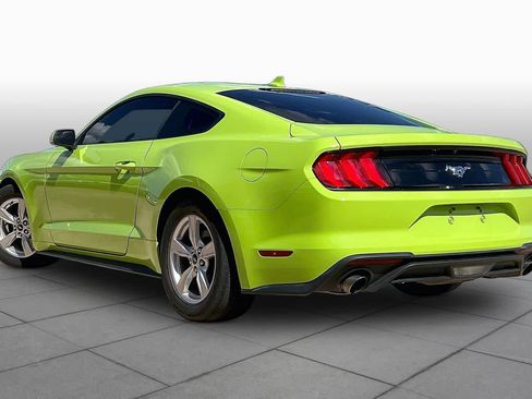 Used 2020 Ford Mustang Coupe RWD image 12