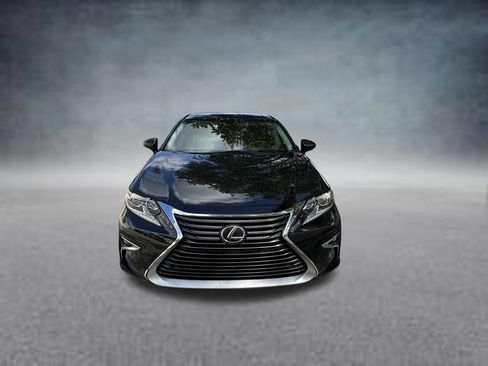 Used 2016 Lexus ES 350 w/ Luxury Package w/Wood Trim FWD image 2