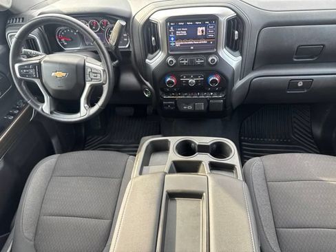 Used 2021 Chevrolet Silverado 1500 LT w/ Convenience Package II AWD/4WD image 38