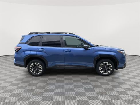 Used 2026 Subaru Forester Premium AWD/4WD image 9