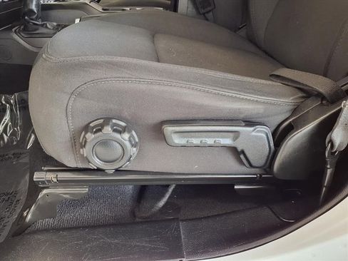 Used 2023 Jeep Gladiator Sport image 22