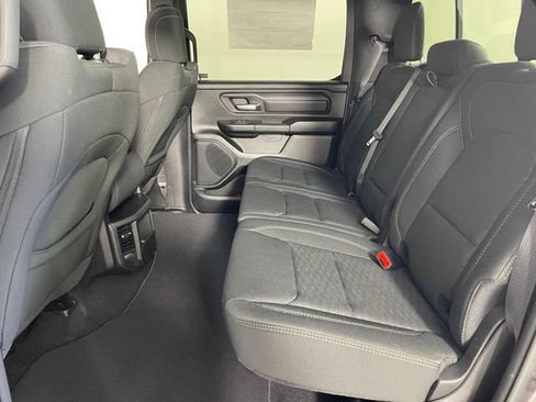 New 2026 RAM 1500 Express AWD/4WD image 9