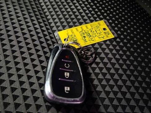 Used 2025 Chevrolet Trax LT w/ Driver Confidence Package image 14