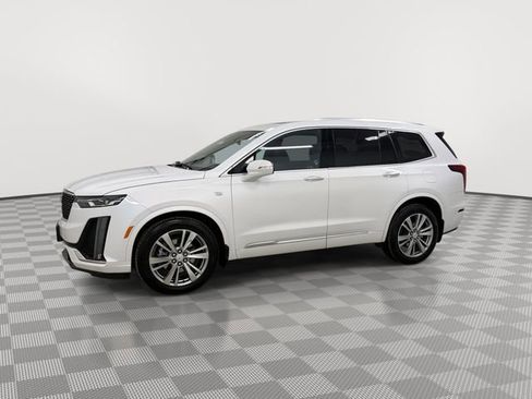 Certified 2024 Cadillac XT6 Premium Luxury image 5