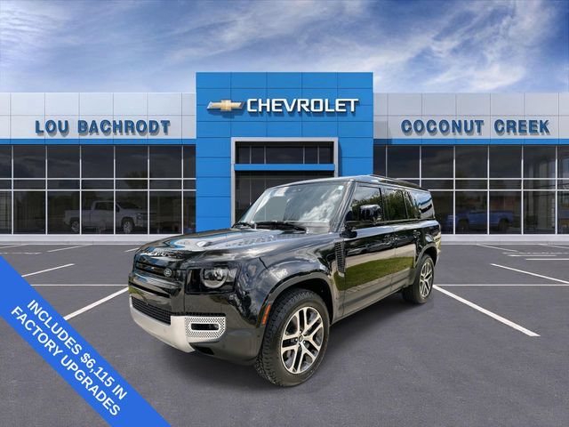 Used 2023 Land Rover Defender 130 SE AWD/4WD image 4