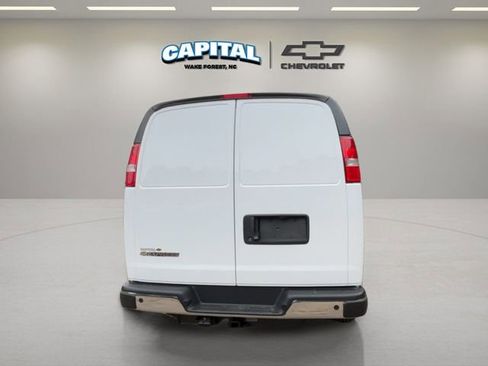 New 2025 Chevrolet Express 2500 Work Van w/ Driver Convenience Package image 4