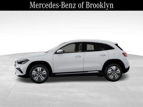 Certified 2025 Mercedes-Benz GLA 250 4MATIC image 35