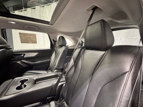 Used 2023 Acura MDX SH-AWD image 19