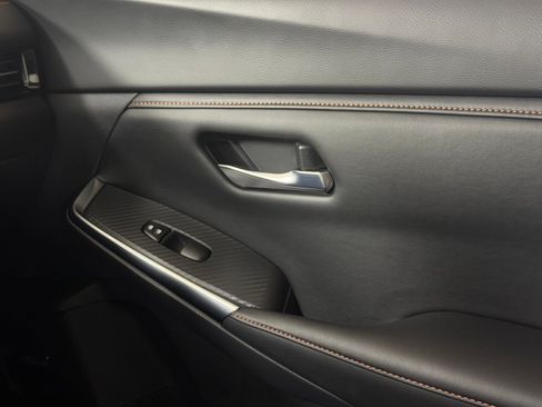Used 2023 Nissan Sentra SR w/ SR Premium Package FWD image 25