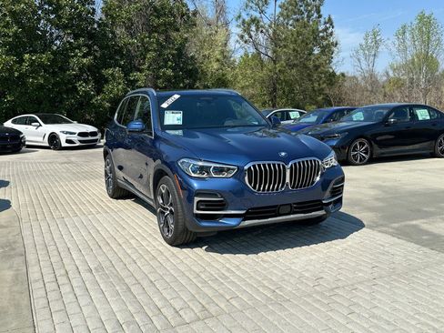 Used 2022 BMW X5 xDrive40i w/ Executive Package image 11