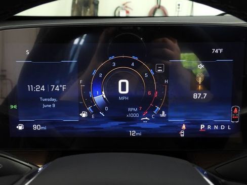 New 2026 Chevrolet Equinox ACTIV w/ Convenience Package III FWD image 33