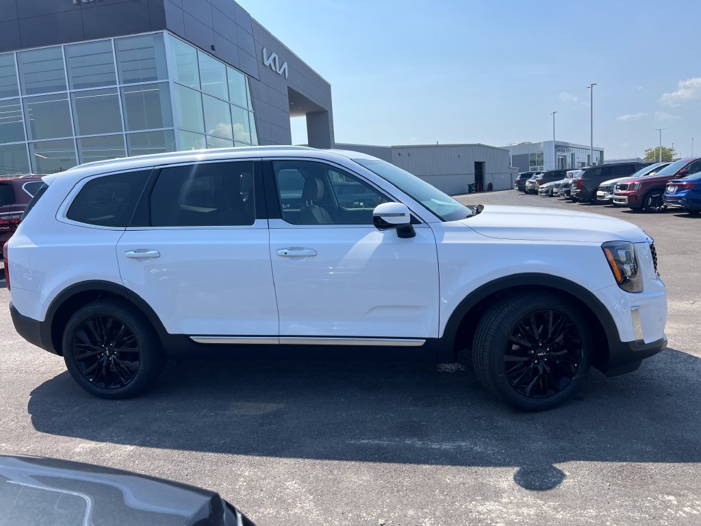 Certified 2022 Kia Telluride SX AWD/4WD image 3