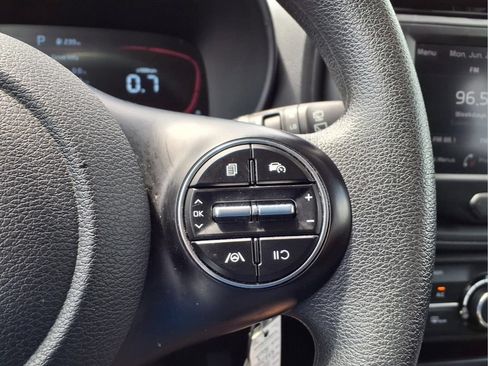 Used 2024 Kia Soul LX w/ Option Group 015 FWD image 17