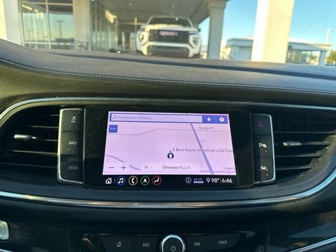 Used 2020 Buick Enclave Avenir w/ Avenir Technology Package AWD/4WD image 5