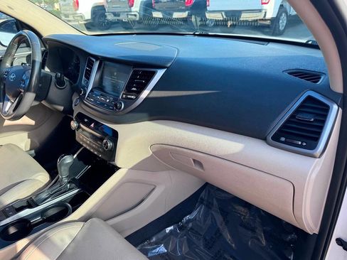 Used 2017 Hyundai Tucson Limited w/ Cargo Package image 13