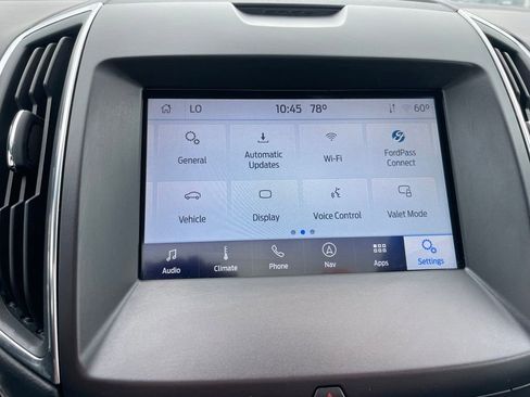 Used 2020 Ford Edge Titanium AWD/4WD image 19
