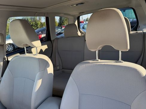 Used 2013 Subaru Forester 2.5X Premium w/ All-Weather Plus Pkg AWD/4WD image 37