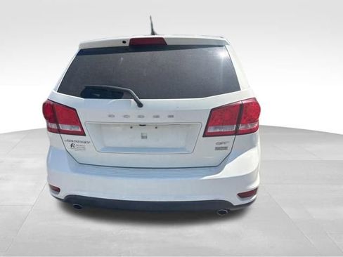 Used 2019 Dodge Journey GT FWD image 17