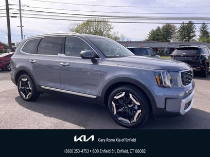 Used 2025 Kia Telluride S