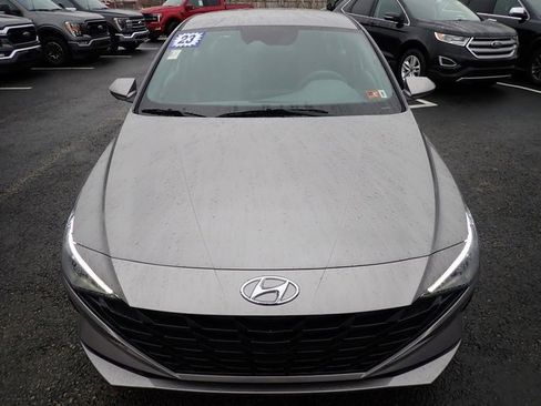 Used 2023 Hyundai Elantra SEL image 11