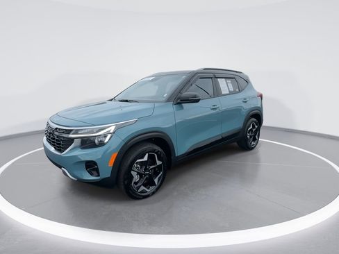 Used 2026 Kia Seltos S AWD/4WD image 4