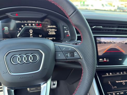 New 2026 Audi SQ8 Prestige image 13