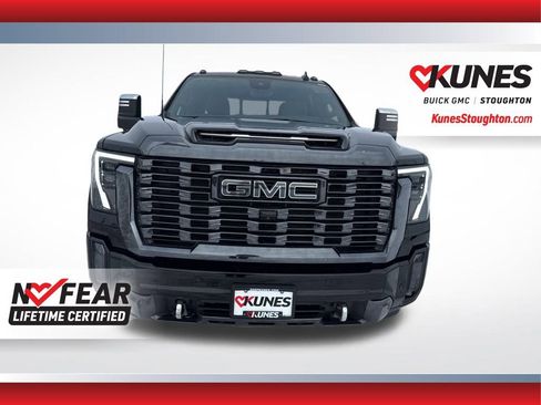 Used 2024 GMC Sierra 3500 Denali Ultimate image 5