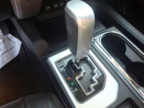 Used 2021 Toyota Tundra Limited w/ Limited Premium Package image 15