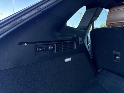 Used 2022 Lincoln Nautilus Reserve w/ Equipment Group 201A image 13