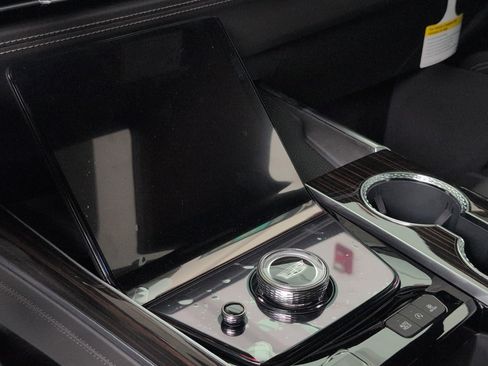 New 2026 Cadillac Escalade ESV Luxury w/ Touring Package RWD image 17