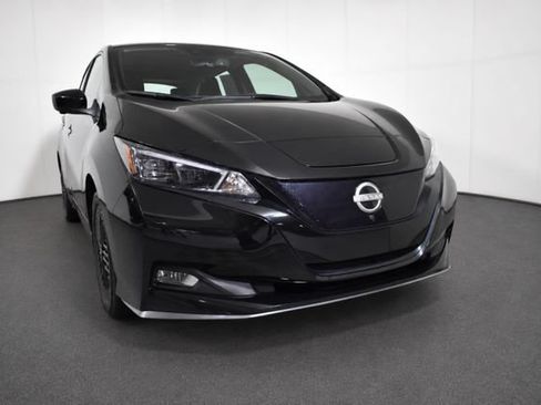 Certified 2024 Nissan Leaf SV Plus FWD image 3