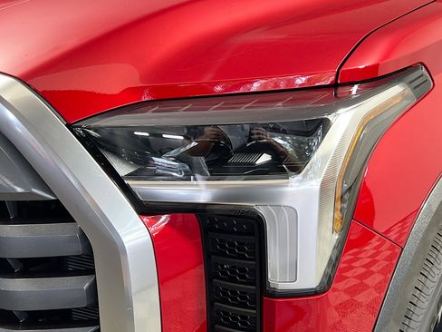 Used 2026 Toyota Tundra Limited w/ Power Package image 10