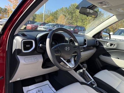 New 2026 Hyundai Venue SEL image 15