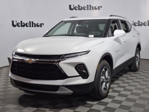 New 2026 Chevrolet Blazer LT w/ Convenience Package FWD image 3