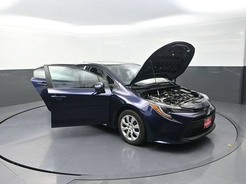 Used 2024 Toyota Corolla LE FWD image 38